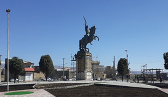 اجرای المان میدان عشایر